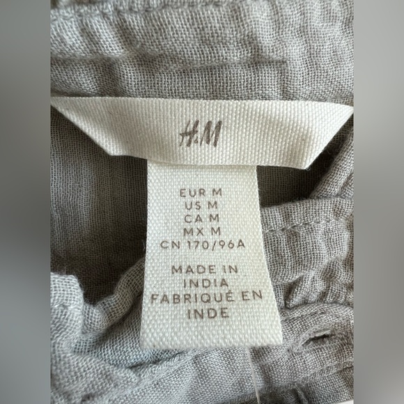 H&M Light Gray Ruffled Blouse - Picture 3 of 5